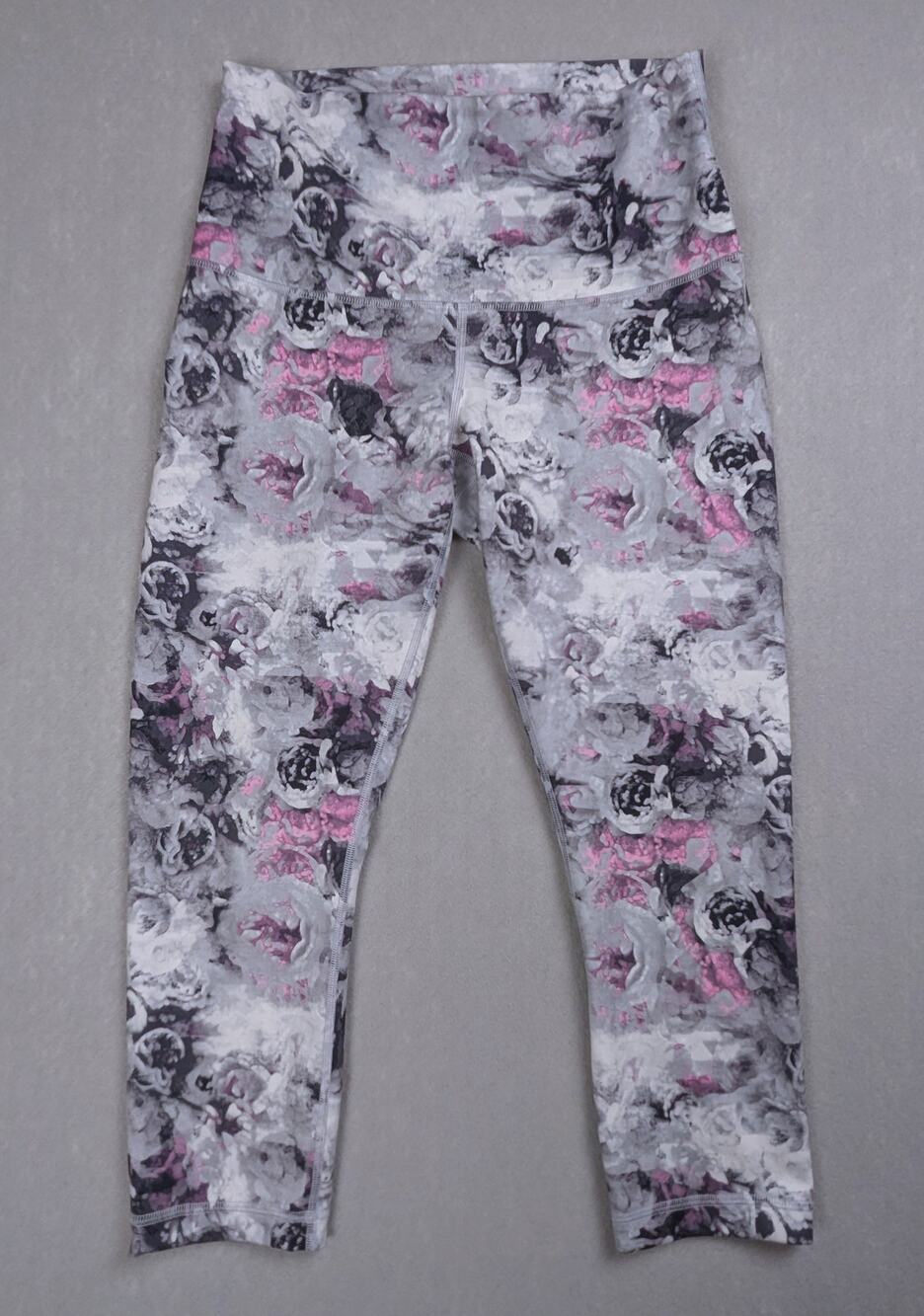lululemon Wunder Under Crop II Roll Down Womens 8 Moody Mirage Floral Leggings